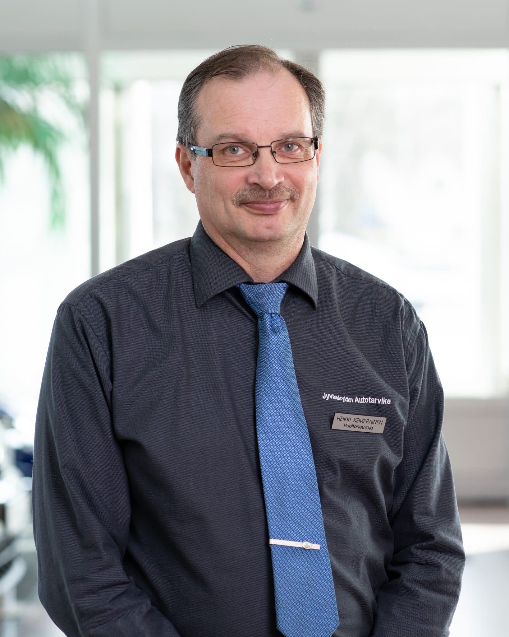 Heikki Kemppainen, Huoltoneuvoja Volkswagen henkilöautot