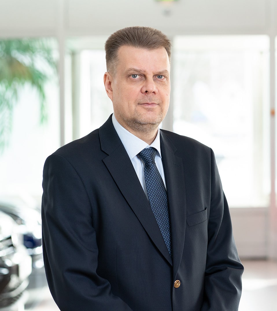 Kimmo Savolainen, konsernin talousjohtaja